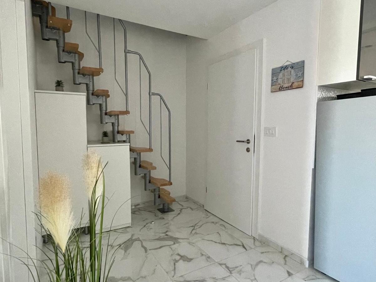 Seascape - Relaxing Beach Home, Steps From The Water! Bilice Bagian luar foto